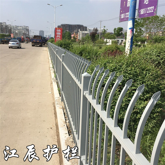 公路/公园建设的铁艺类型护栏