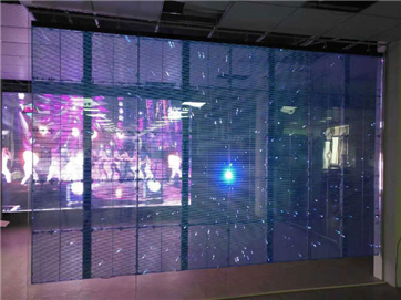 LED透明玻璃屏背板材质的选择与性能