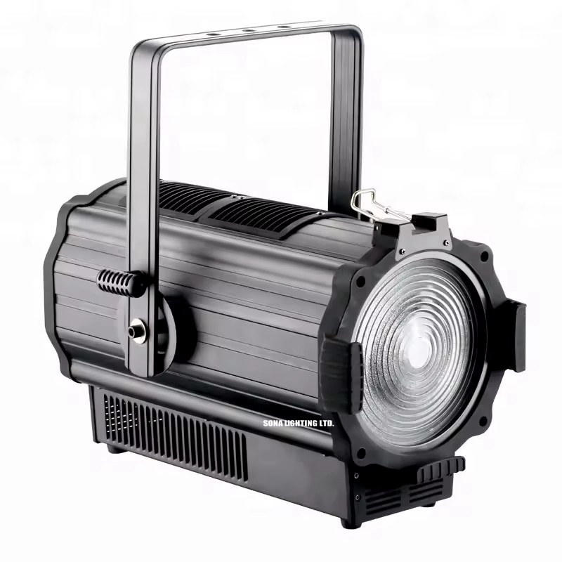 Silent led zoom fresnel spot light