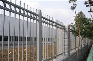围墙护栏铁艺围栏锌钢护栏栅栏栏杆围墙围栏热镀锌防护栏学校厂区