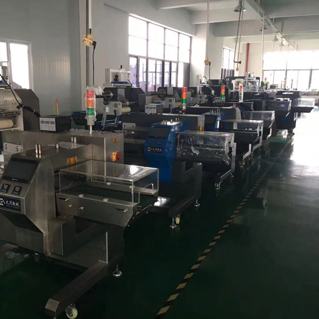 HEADLY Flow Packaging Machine