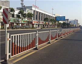 交通隔离护栏施工规范