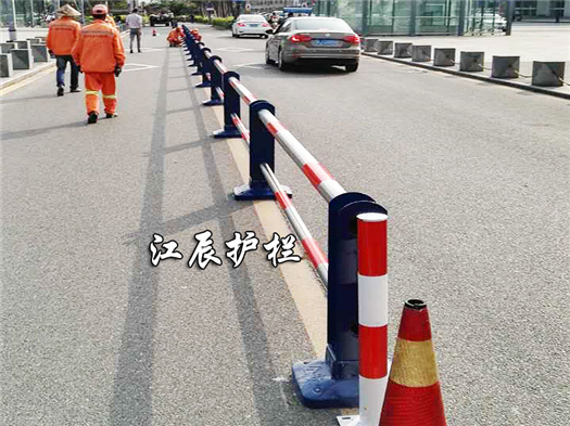 道路交通安全护栏厂家