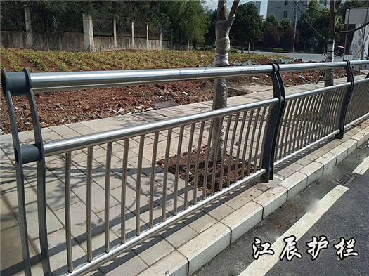 临汾市不锈钢道路分隔栏