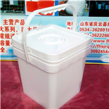 5L-005方形塑料桶