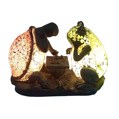 TLC00010 Turtle and frog playing chess accent lamp tiffany desktop lighting