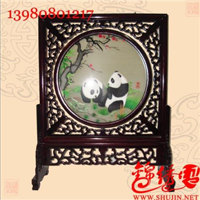 蜀绣保护  熊猫刺绣