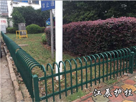 潮州市草坪弧形护栏