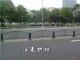 海淀区路中央钢质隔离护栏