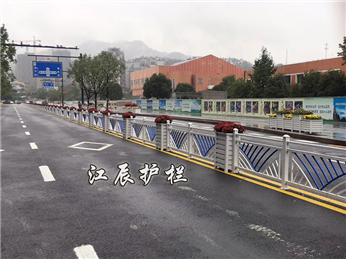 道路隔离花箱