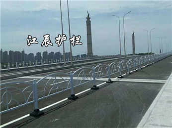 辽宁市交通安全道路护栏设计