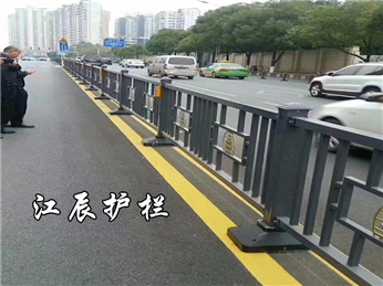 江门市交通花式隔离护栏设计