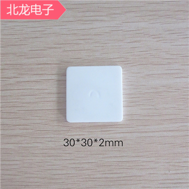 無孔陶瓷片30*30*1mm/30*30*2MM正方形氧化鋁陶瓷絕緣導熱墊片