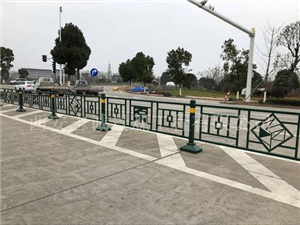新疆道路护栏