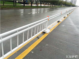 克拉瑪依江辰公路護欄安裝簡單全國批發
