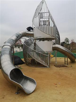 2023不锈钢儿童定制滑梯最新款儿童公园无动力设备