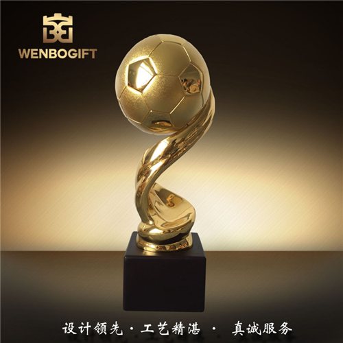 WB-171089本年度最潮流的足球比赛奖杯，个性合金足球奖杯深圳市文博工艺制品有限公司定制