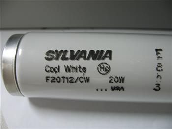 Cool White -CWF-冷白荧光