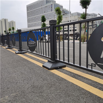 深圳港式道路护栏