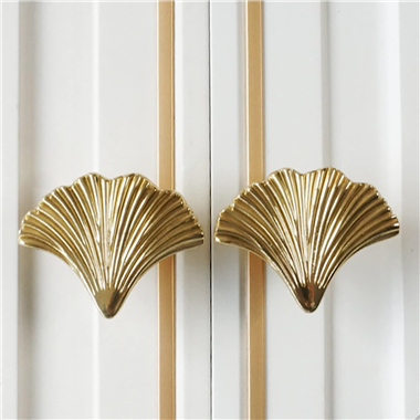 Brass Leaf Pattern Cabinet Knobs for Wardrobe Cupboard Closets Cupboard Boxes Drawer Handles