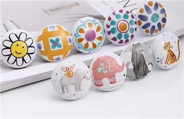 American cartoon ceramic drawer handle Nordic single hole ceramic round illustration children's room