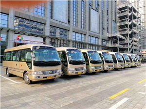 广州丰田考斯特租车，深圳考斯特包车多少钱一天